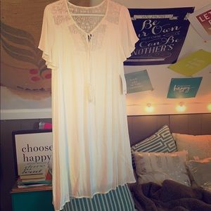 Boho babydoll dress. Ivory. Boutique buy M ⭐️NWT⭐️